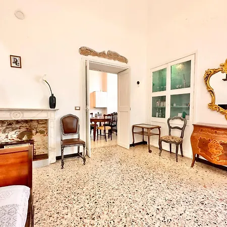 Dimora Concept- Casa D'arte E Vacanze - Free Parking * Finale Ligure