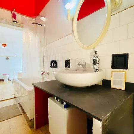 Dimora Concept- Casa D'arte E Vacanze - Free Parking Apartment *