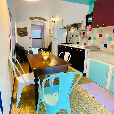Dimora Concept- Casa D'arte E Vacanze - Free Parking Apartment *