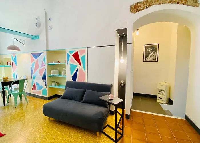 Dimora Concept- Casa D'arte E Vacanze - Free Parking דירה