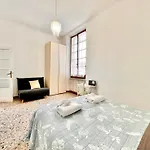 Dimora Concept- Casa D'arte E Vacanze - Free Parking 公寓 菲纳莱利古雷