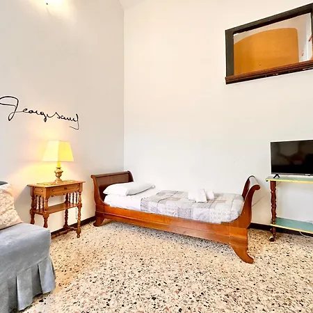 Dimora Concept- Casa D'arte E Vacanze - Free Parking Apartament